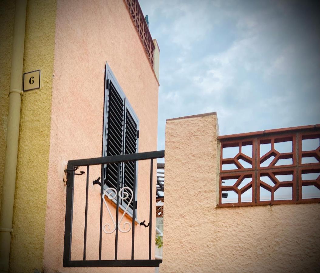 El Niu De La Berta Bellcaire d'Emporda Exterior photo